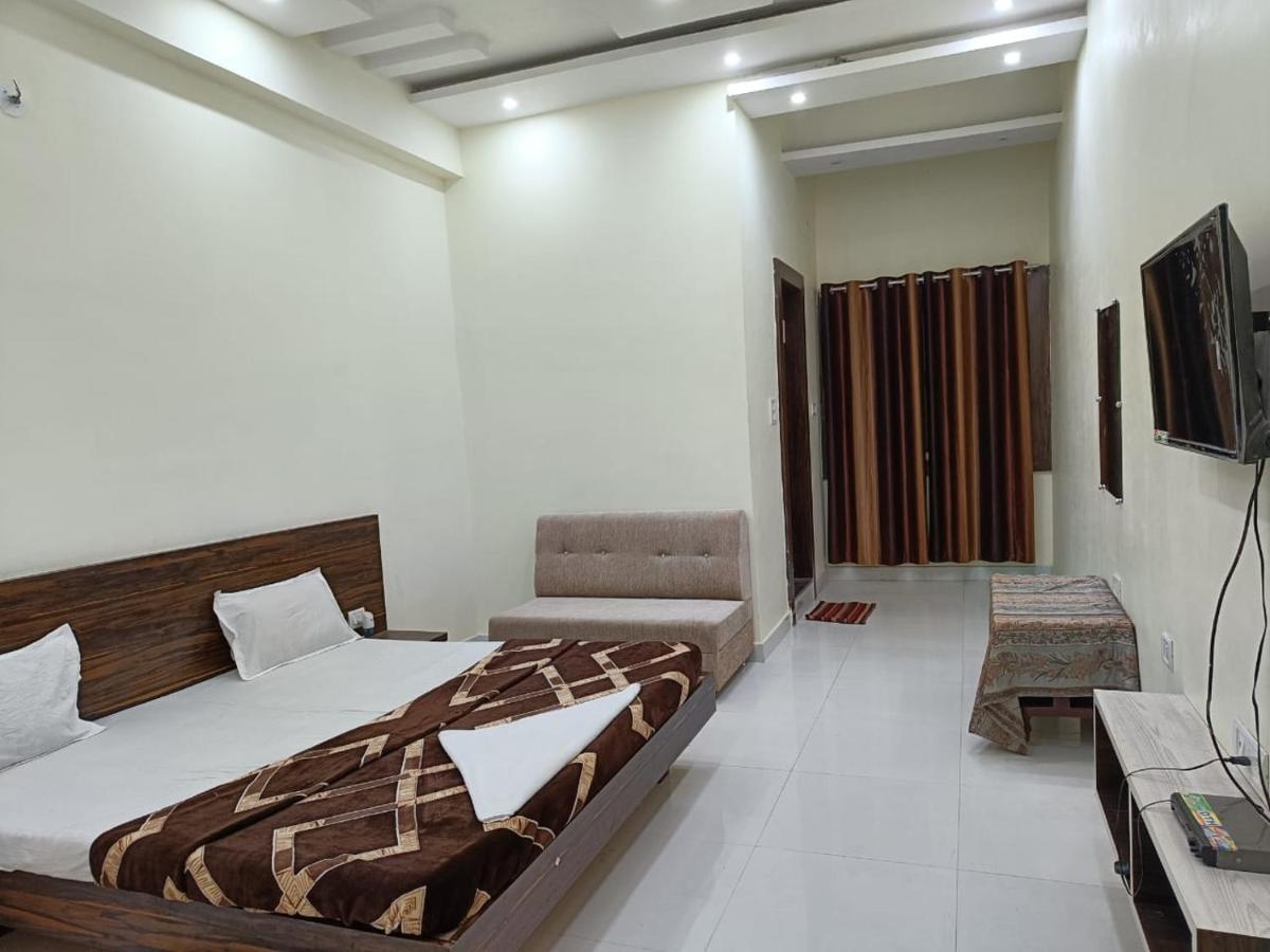 Hotel Parag Palace Jabalpur Extérieur photo